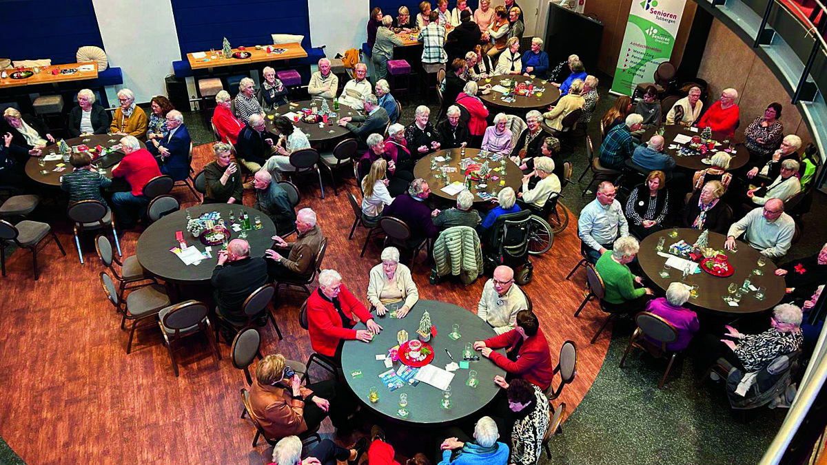 kerstmiddag bovenaf.jpg