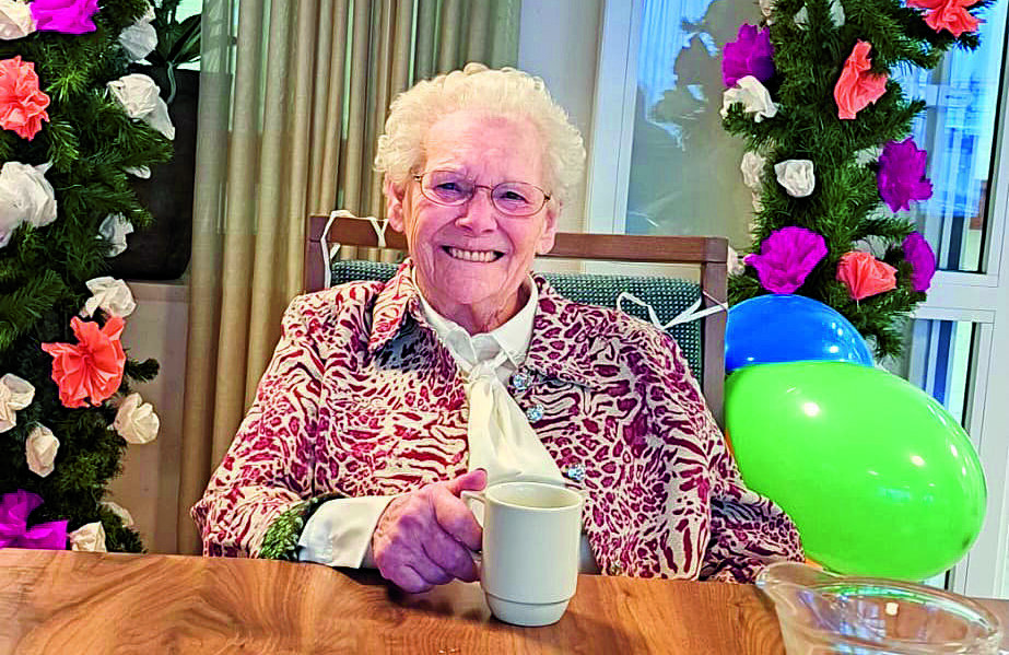 Mw Stegge 100 jaar_1.jpeg