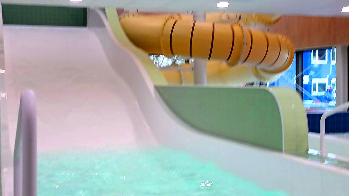 Nog even geduld voor er gebruik gemaakt kan worden van de familieglijbaan en de buizenglijbaan.jpg