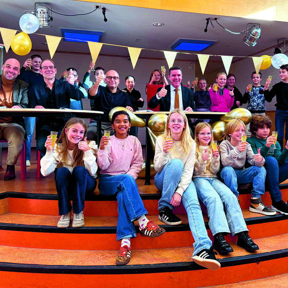 Ondertekening Kindcentrum Noorderkwartier.jpg