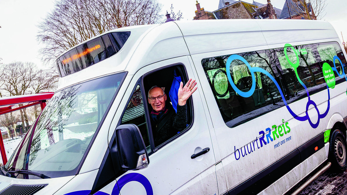 Buschauffeur Joop Jansink.jpg