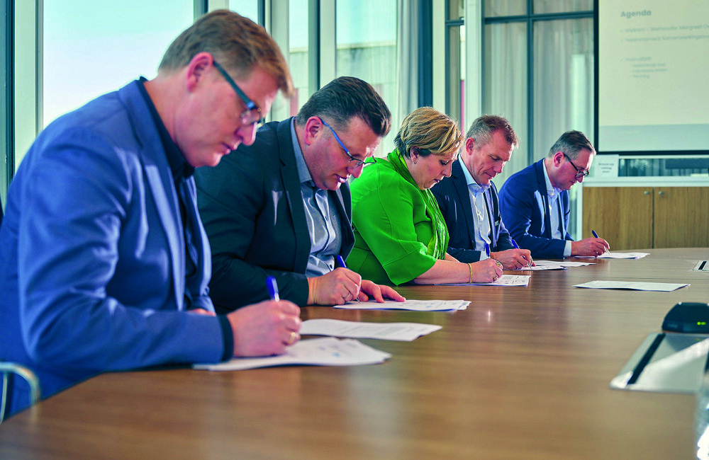 20260318_Ondertekening SOK Warmte_1.jpg