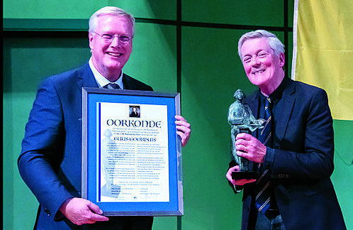 beeld uitreiking.jpeg