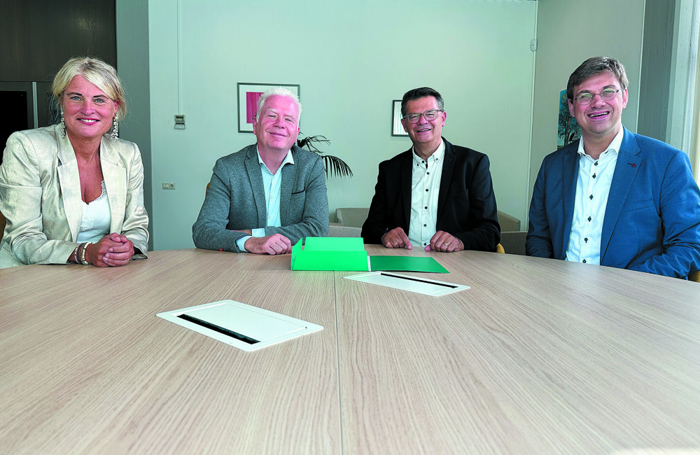 Foto v.l.n.r. Marjana van Belkum - Rob Olde Kalter - Frank Niens - Menno Both