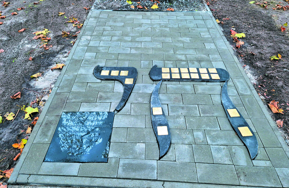 Stolpersteine monument Almelo.jpg