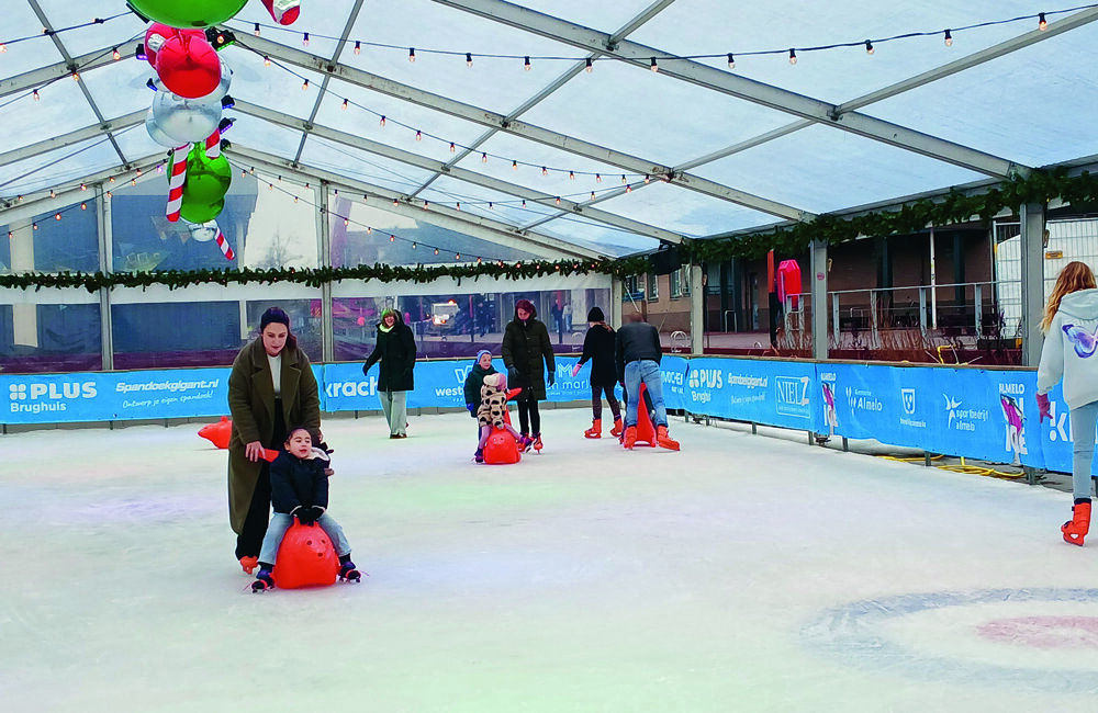Samen het ijs op.jpg