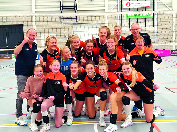 dynamo-tubbergen-dames-1-longa.JPG