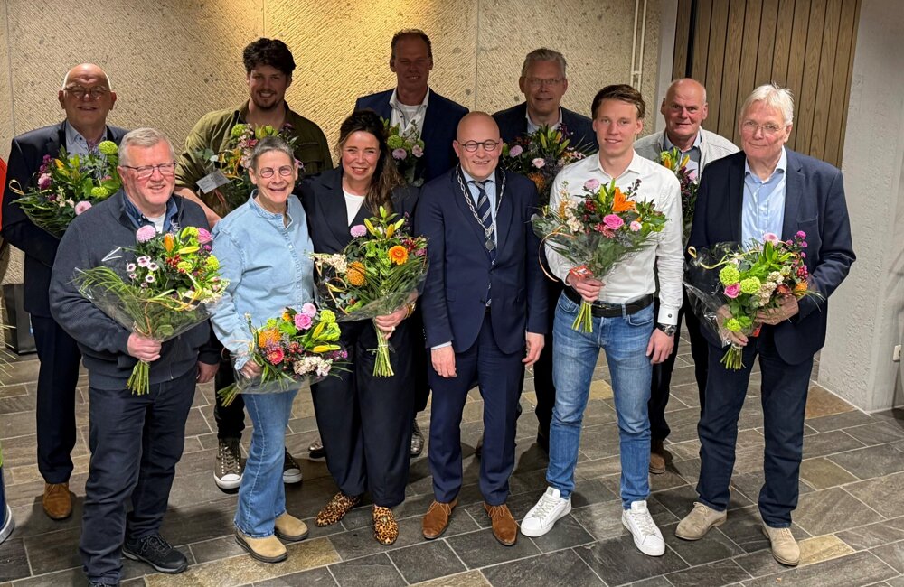 Afscheid raadsleden.jpg