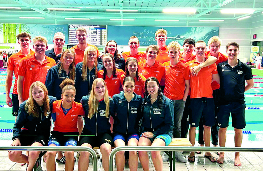 Zeven Overijssels kampioenen bij De Dinkel.jpg