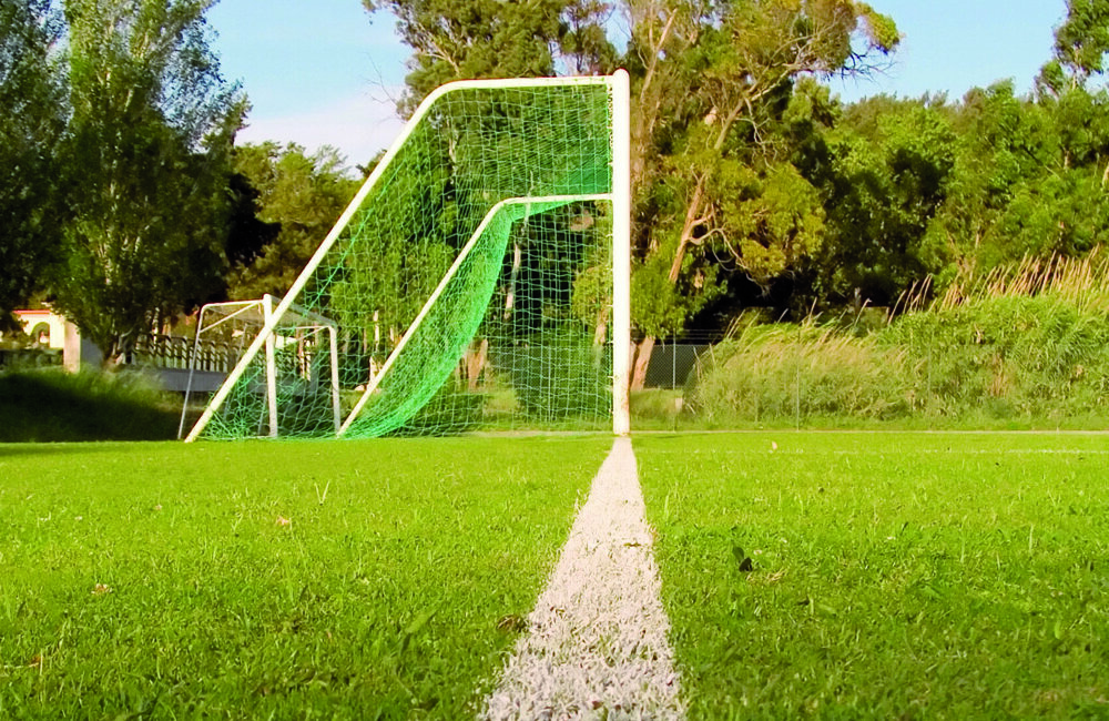 voetbalveld met goal