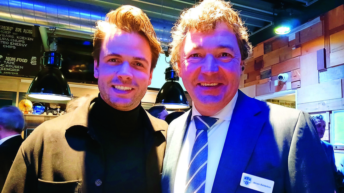 Etiene Rameaux ( links) en voorzitter Jeroen Belderbos.jpg