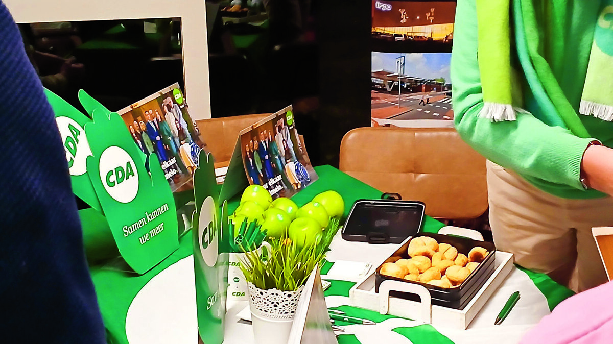 Allemaal leuke en lekkere hebbedingetjes werden aangeboden.jpg