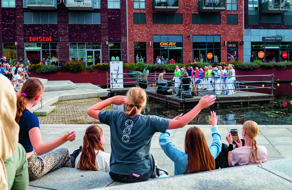 Sfeerbeeld Drijvend Podium 2025, Bjorn van den Elst.jpeg