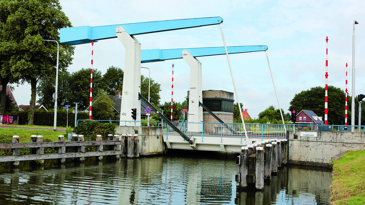 Vriezenveenbrug.jpg