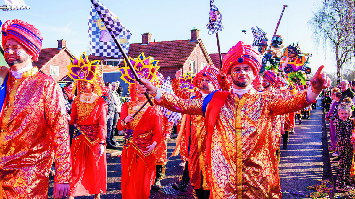 Optocht Langeveen-6.jpg