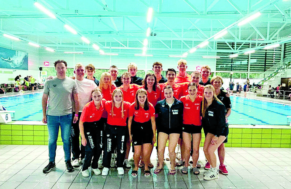 Reg Est Kamp groepsfoto 20-9-2025.jpg